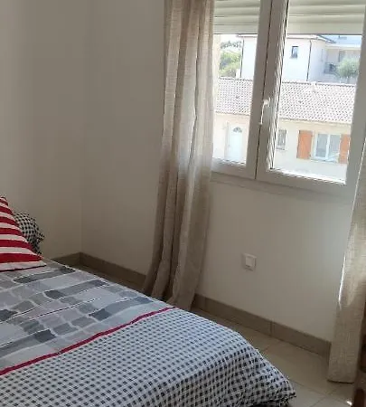 Dom wakacyjny Maison Avec Petite Terrasse *
